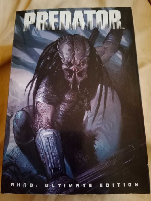 Figurina predator neca