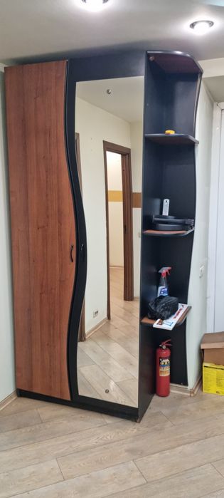 Продам шкаф для офиса