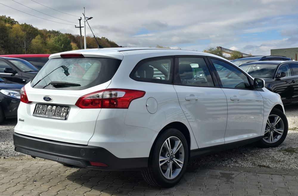 FORD Focus 2014 — imagine 4