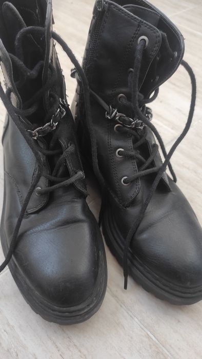 Ботинки для женщин 37 р