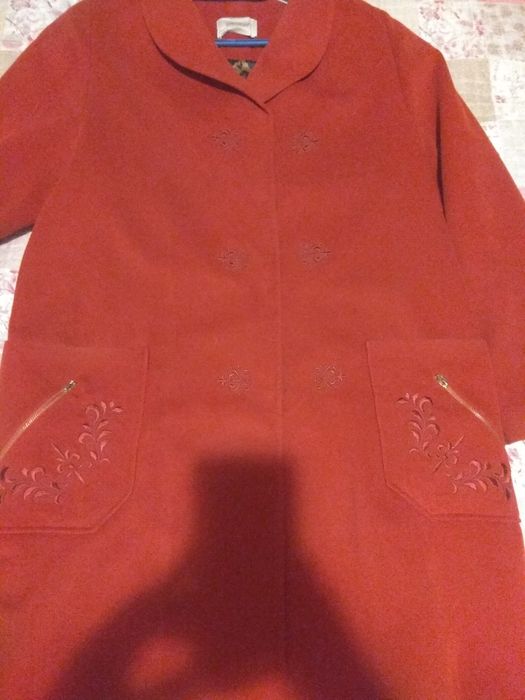 Продам пальто женское