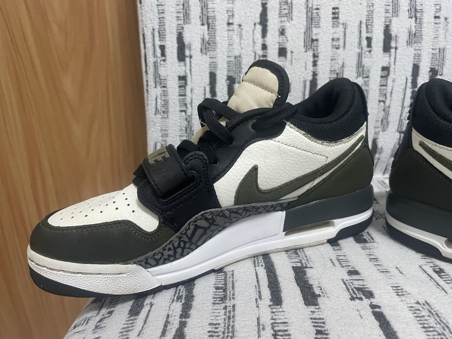 Nike Air Jordan Legacy . Nr. 38.Cm 24