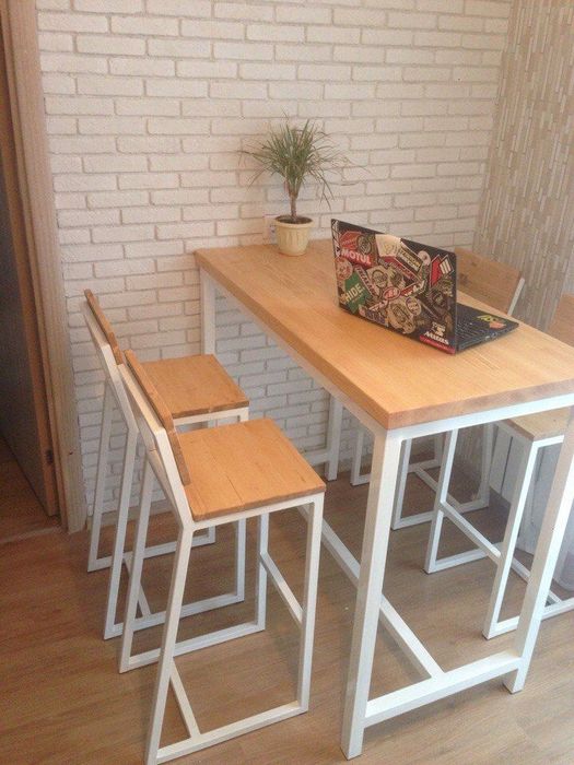 Комплект бар маса с бар столове