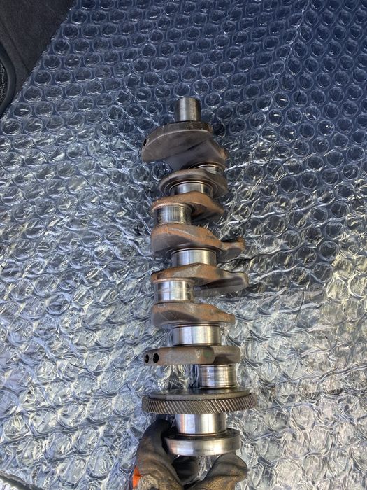 Колянов вал KIA и HYUNDAI 2.0 и 2.2 CRDI D4HA D4HB