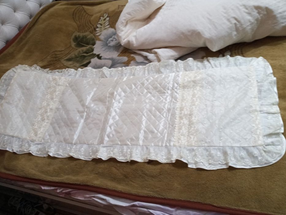 Покрывало, постельное белье