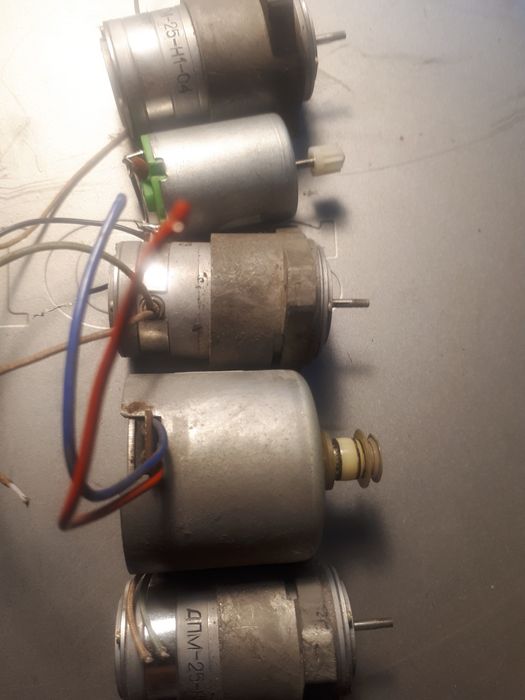 Продам  моторчики