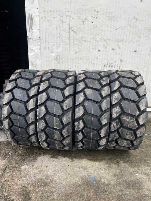 Cauciucuri noi 12-16.5 Profil asfalt Anvelope de BOBCAT incarcator