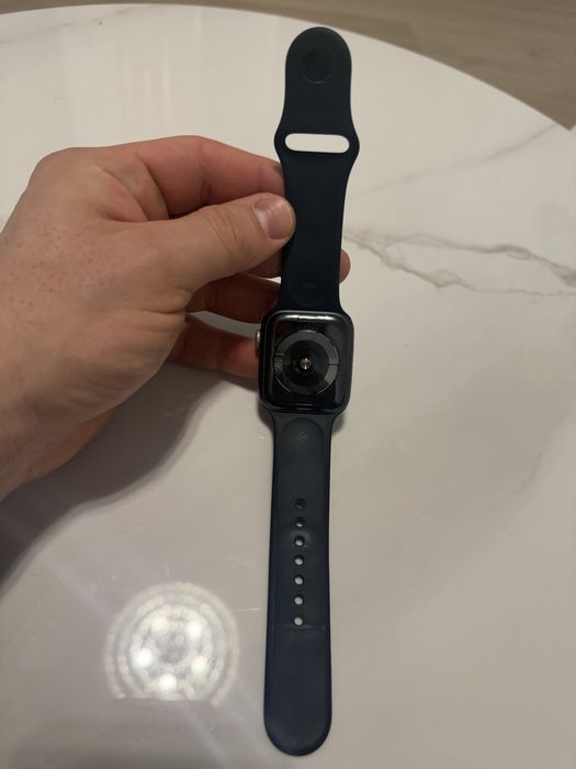 Vand apple watch series 4 de 44 m