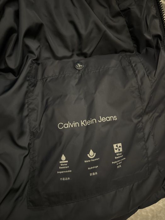 Calvin Klein яке
