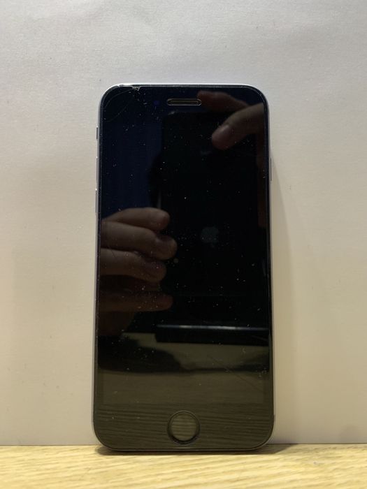 Продаётся iPhone 6s 64GB