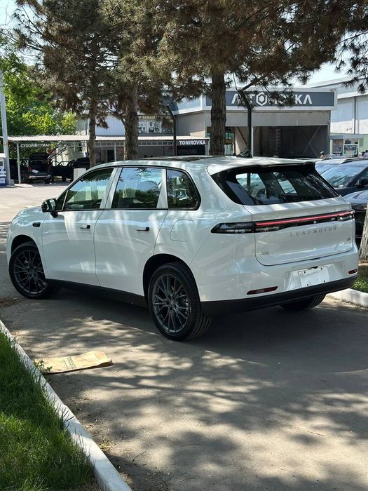 Leapmotor C10 Reev