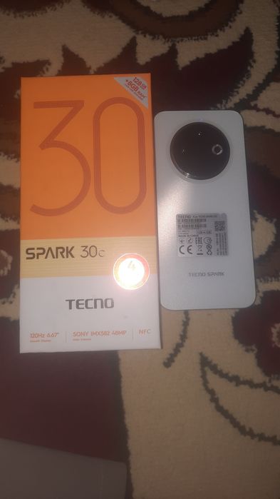 Tecno Spark128памит