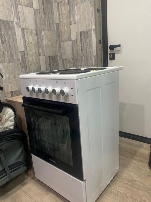 Продам электрическую плиту