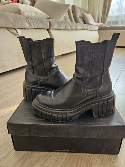 Ботинки и красовки