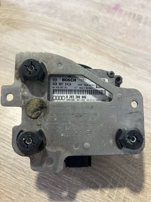 Senzor radar distronic ACC Audi A6 C7 / A7 4G 4G0907541A