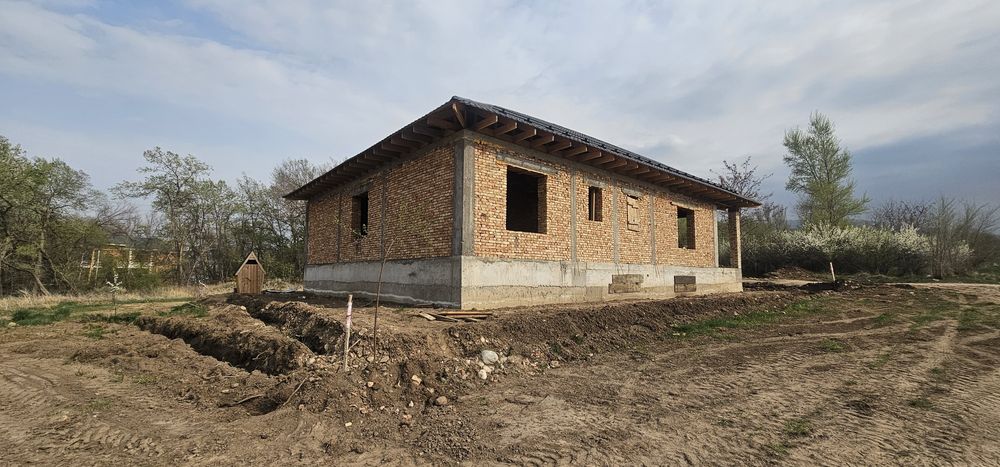 ДОМ в Южном (по Байгазиева)