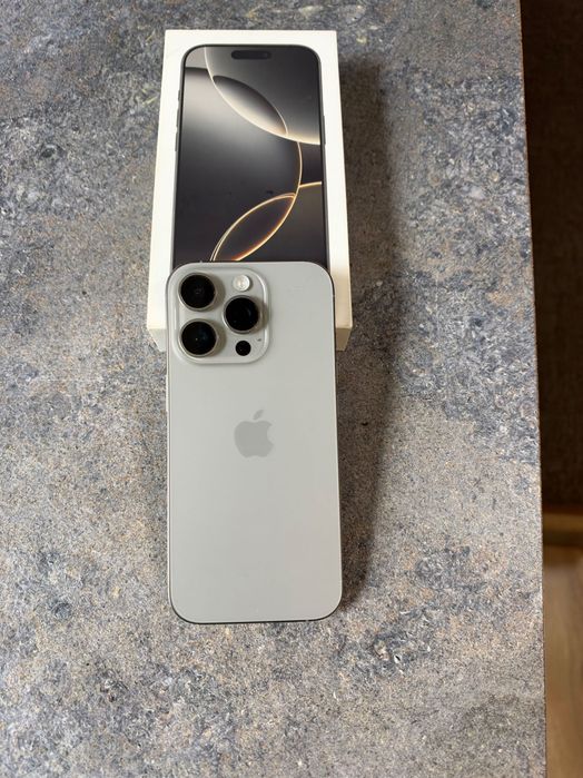 Apple iPhone 16 Pro 256GB – Natural Titanium