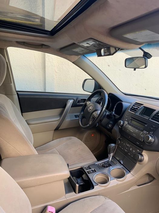 Proprietar vând Toyota Highlander