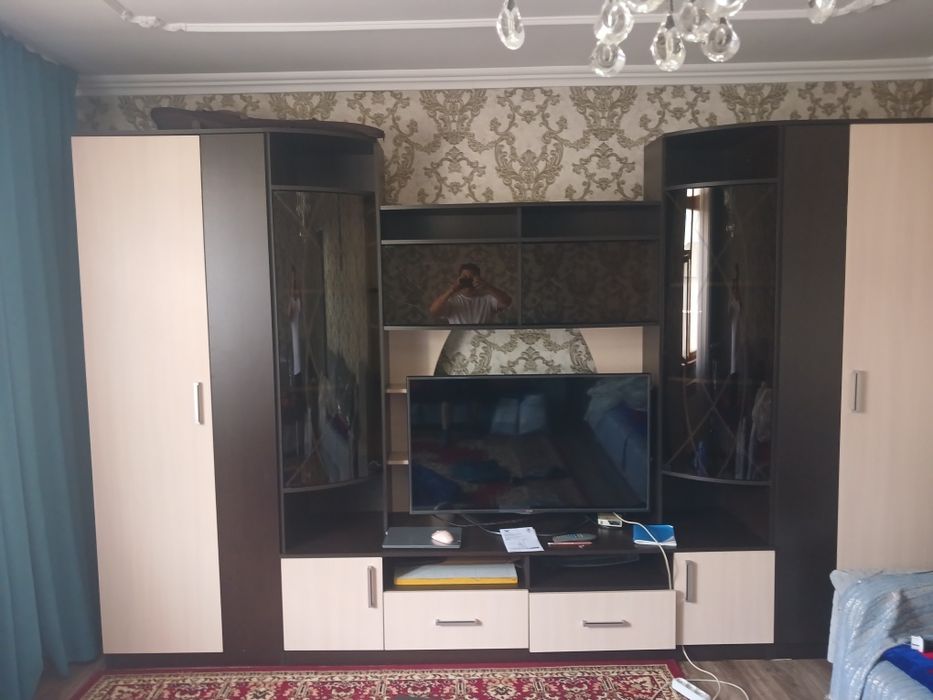 Стенка в гостиную