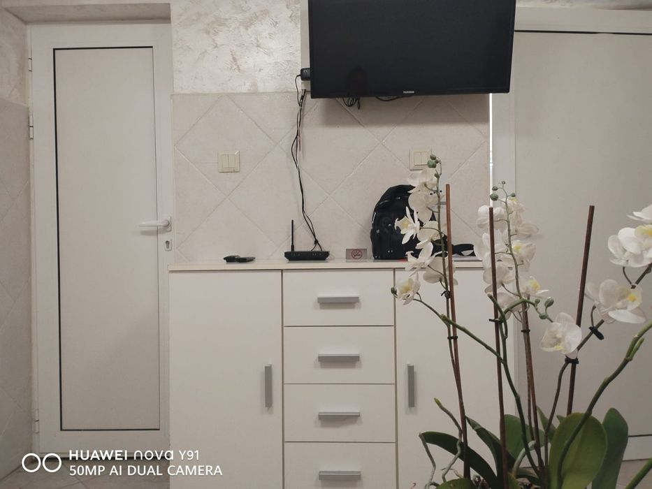 Дава се под наем Едностаен апартамент в Варна, Спортна зала - 25 кв.м за 306 € - Снимка #17