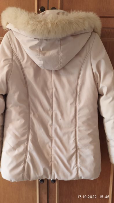 Продам женскую куртку