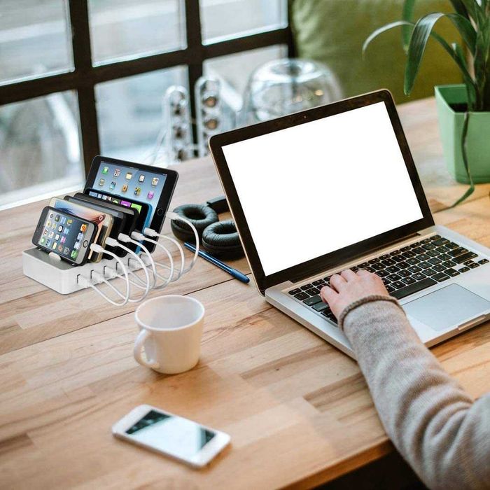 Зарядна станция с 6 порта+ комплект кабели 60 W