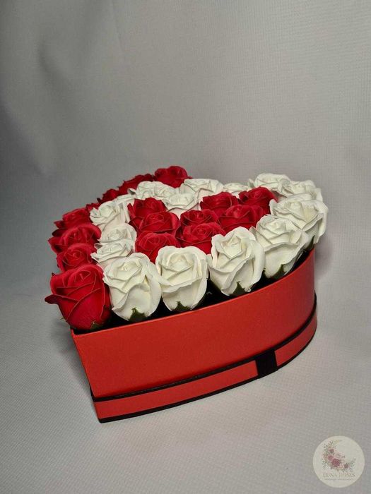 Trandafiri din sapun aranjament floral