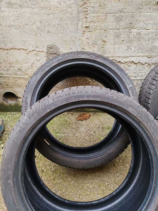 Vand anvelope Continental WinterContact 8 S 225/40/R19 V XL