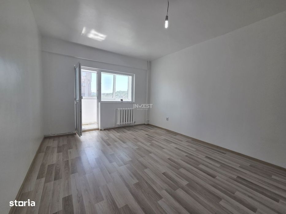 Apartament 2 camere, etaj intermediar, renovat, bloc fara risc — fotografia 1