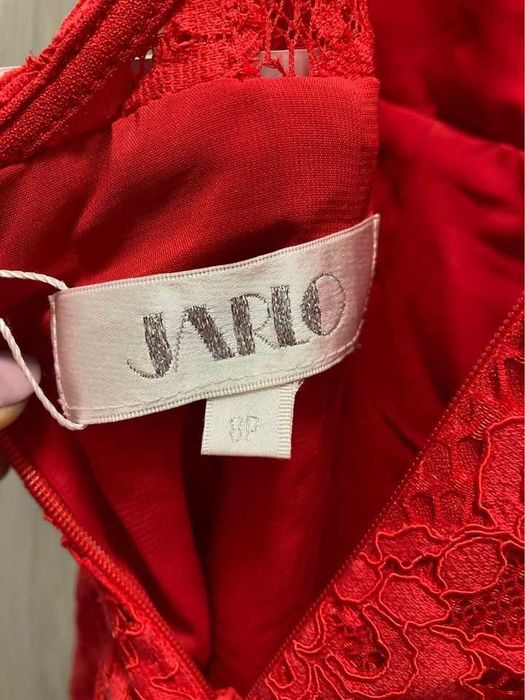 Официална червена рокля Jarlo