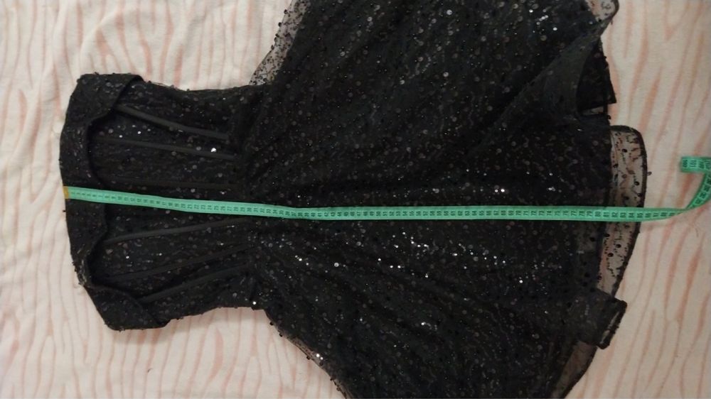 Официална дамска къса черна рокля размер 40