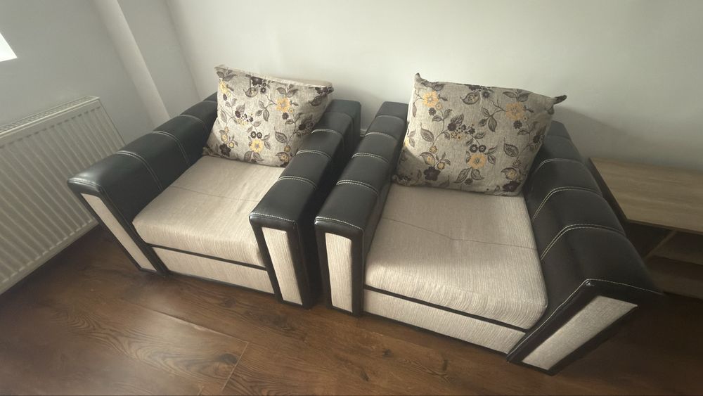 Set sufragerie canapea cu doua fotolii