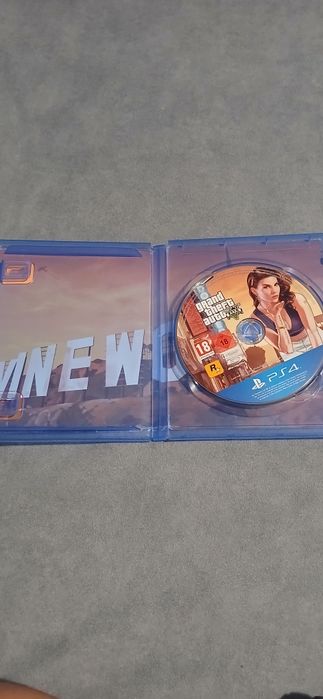 GTA5 PS4 продам.