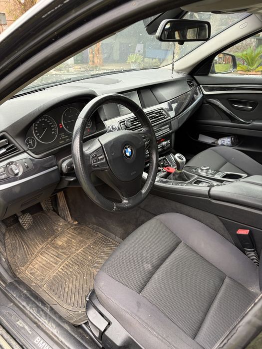 Bmw 520 2011 184 cai