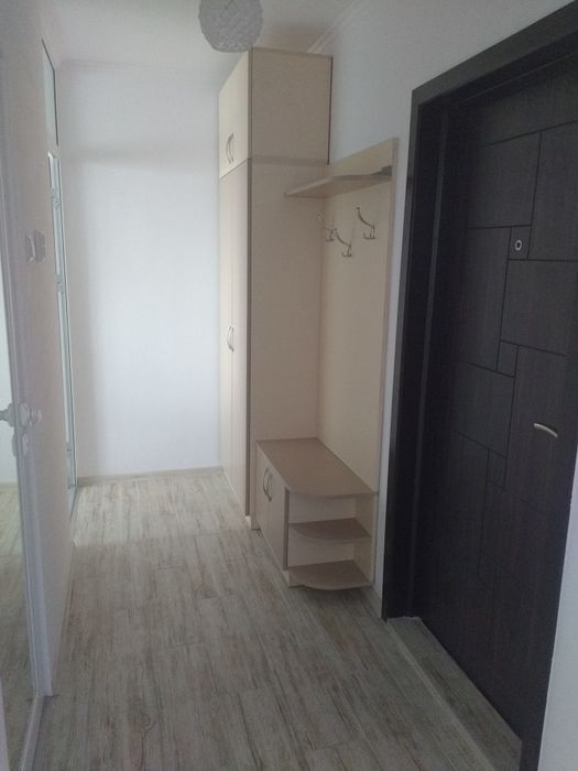 Дава се под наем Двустаен апартамент в с. Трапище, Област Разград - 50 кв.м за 331.5 € - Снимка #8