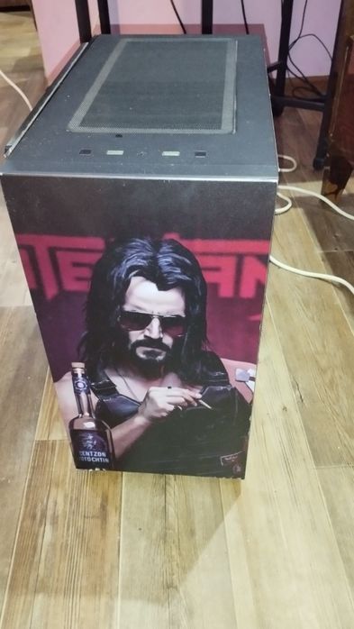 Игровой компьютер с монитором