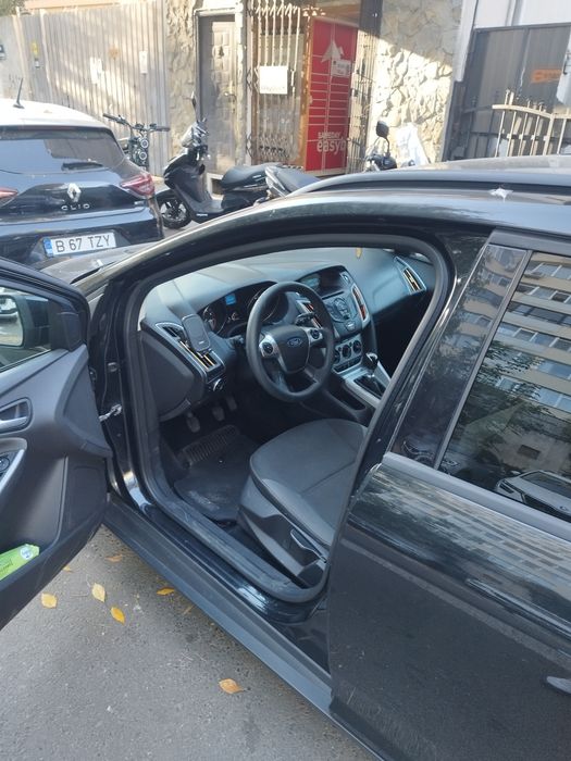FORD Focus 2014 — imagine 5