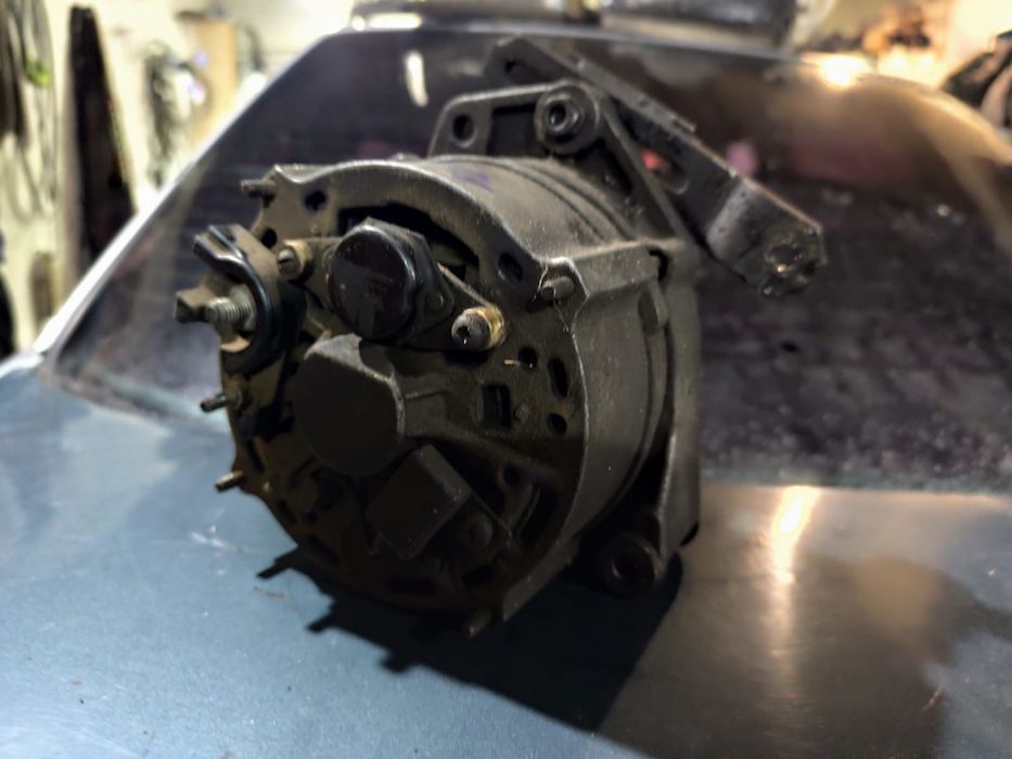 Генератор пассат ауди 1.8