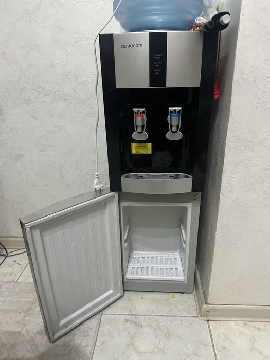 Диспенсер для воды (кулер) ALMACOM