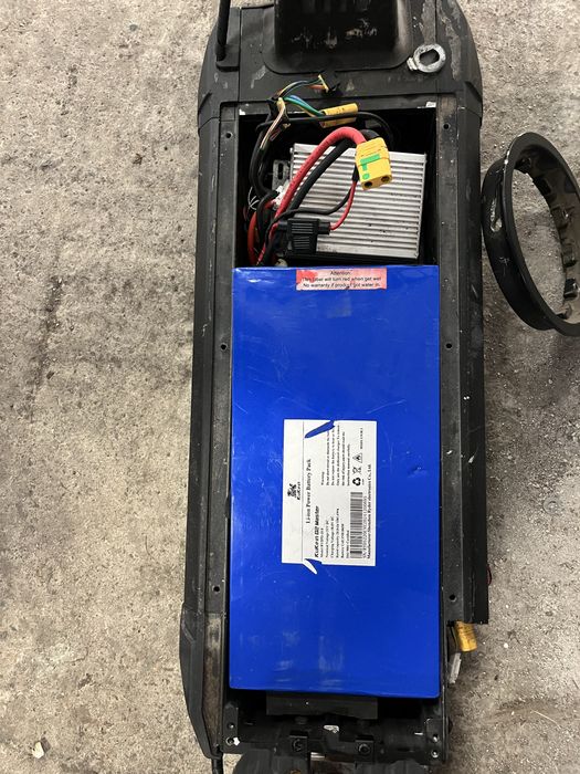 Продавам G2 master 2024 на части