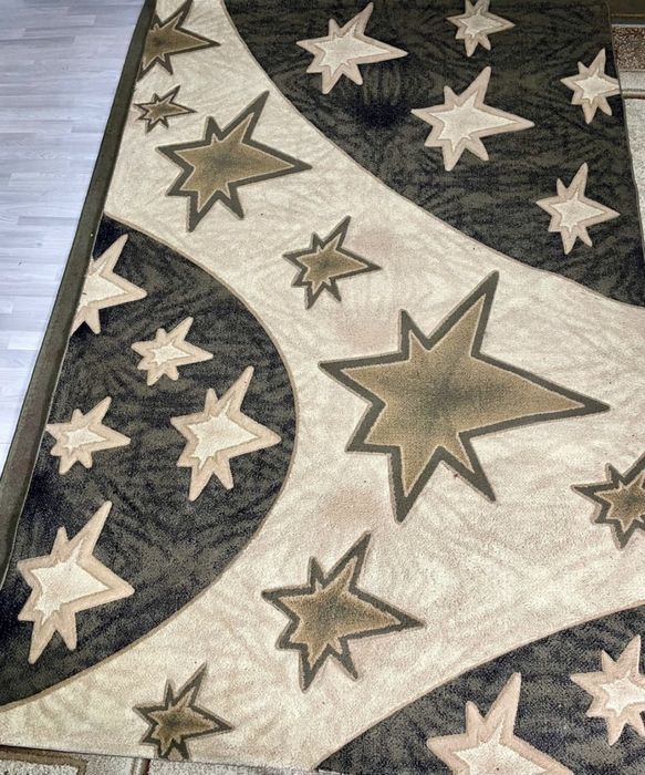 Продам ковёр. 2*3