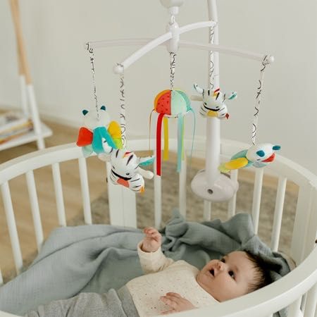 НОВА babyFEHN Музикална въртележка за легло DoBabyDo