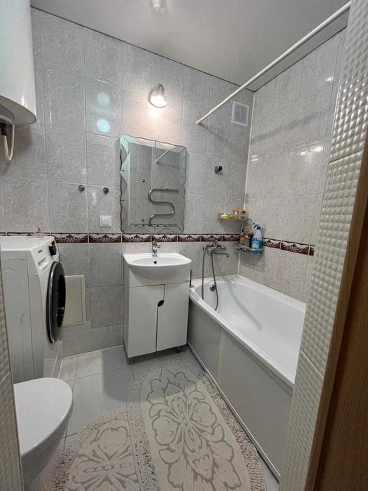 2 комн квартира  район 2 , 5 школы