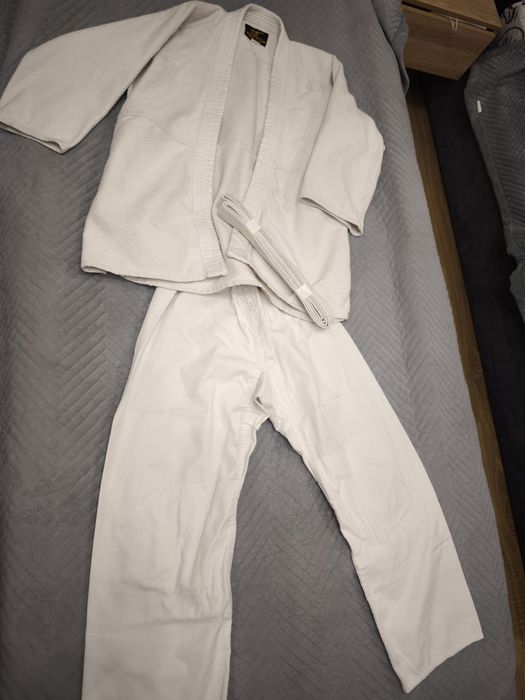 Спортивная одежда