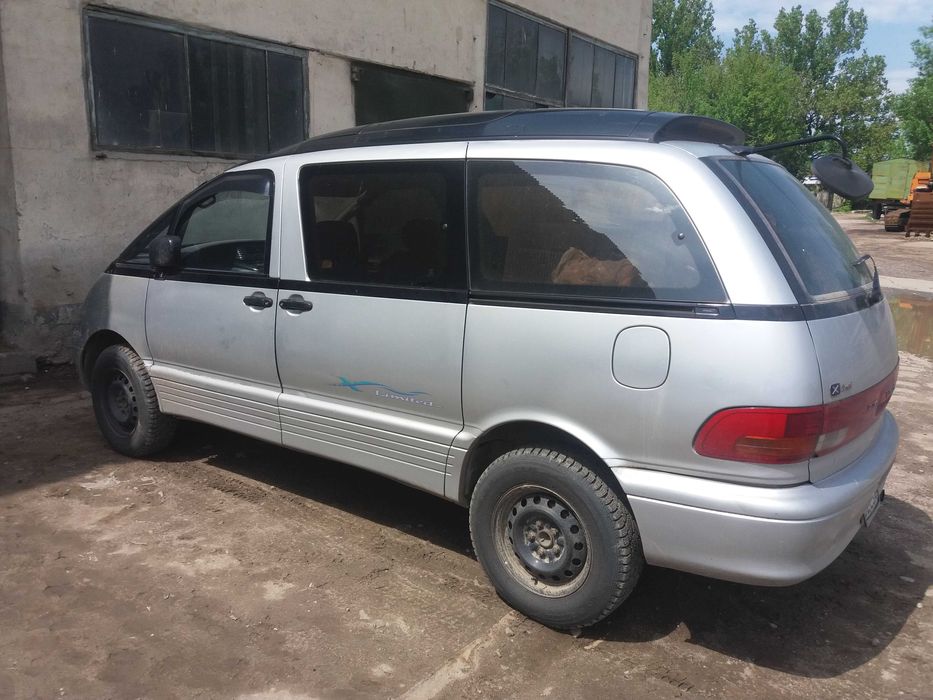 Продам Тойота люсида