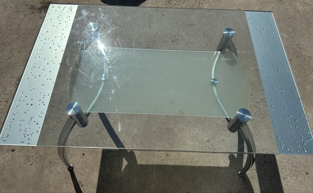 Masă bucătărie din sticlă