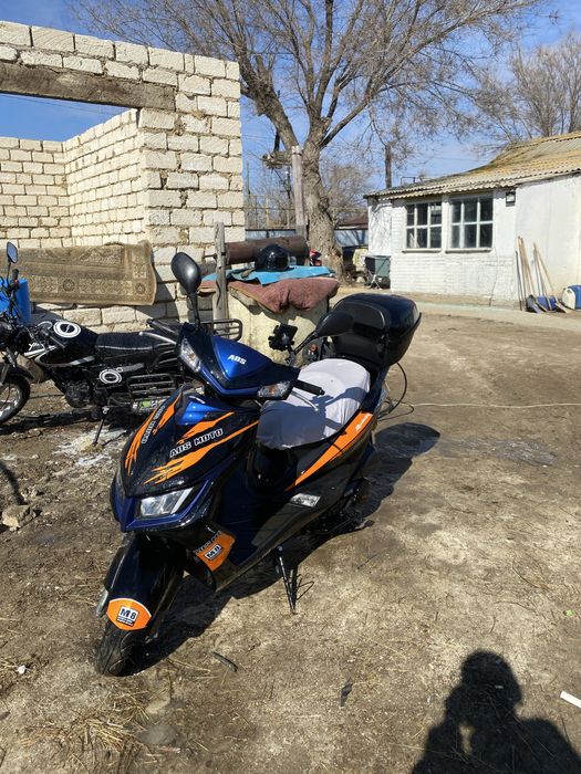 Продам скутер м8 в отличном состоние