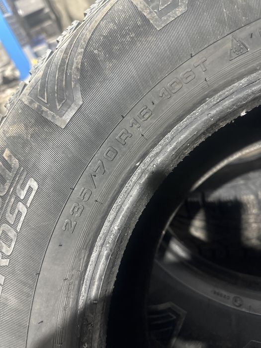 237/70/16 продам резину