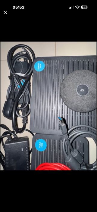 huburi cu toate cabluriile originale plus microfon crystal videochat