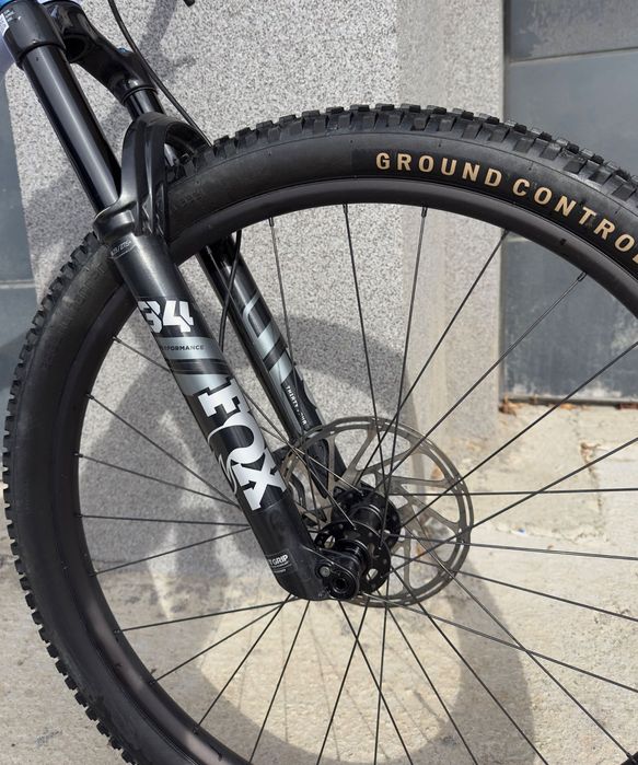 Specialized Epic EVO 8 - 2025